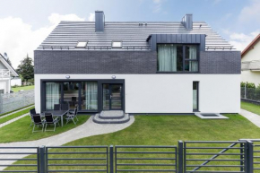 Lux Holiday House Posejdon with Parking by Renters Prestige, Kołczewo